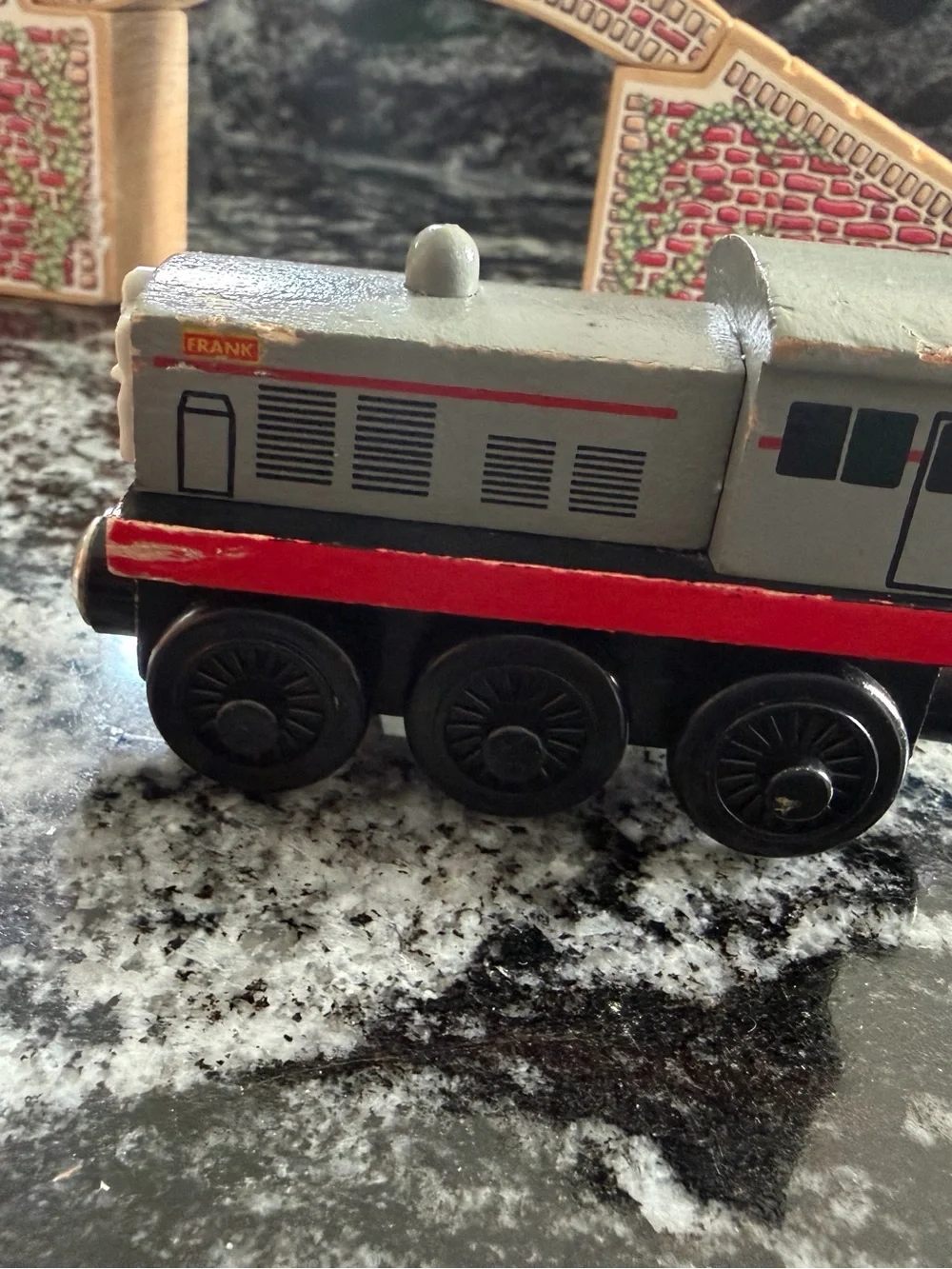 Vintage Thomas the tank engine Wooden Train Cars and Engines - Kids Toys